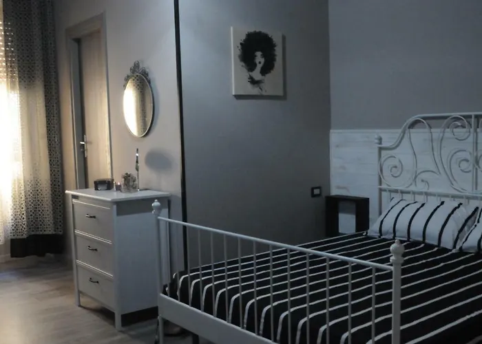 Konukevi Meridional Station